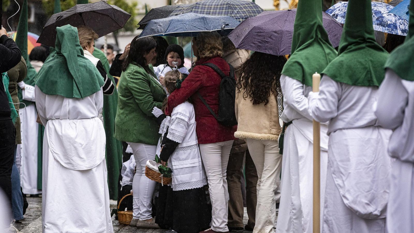 En imágenes, El Huerto de San Fernando fue la única hermandad del Martes Santo
