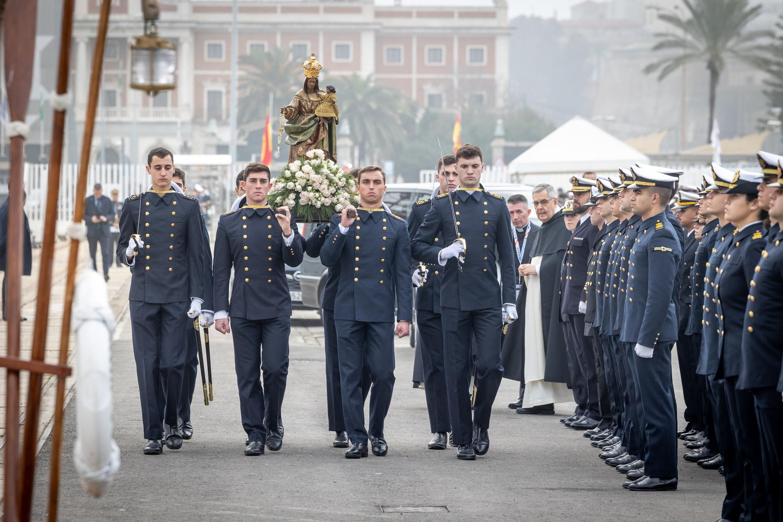 Imágenes de la despedida del 'Elcano' desde Cádiz con la Princesa Leonor como guardiamarina Imágenes de la despedida del 'Elcano' desde Cádiz con la Princesa Leonor como guardiamarina