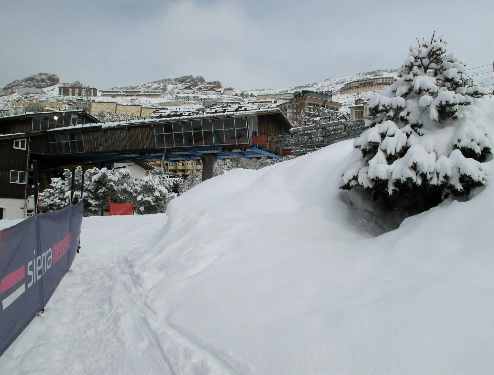 Todas las imágenes del paso del temporal por Granada