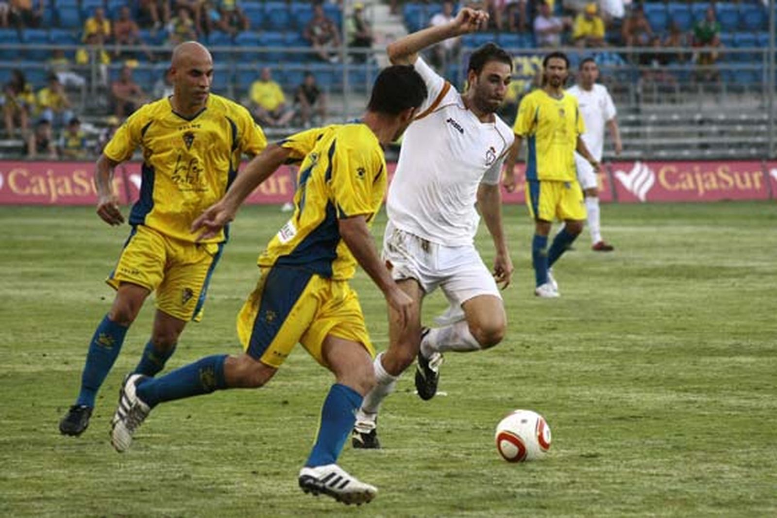El Cádiz gana en casa el primer partido de la liga

Foto: Lourdes de Vicente