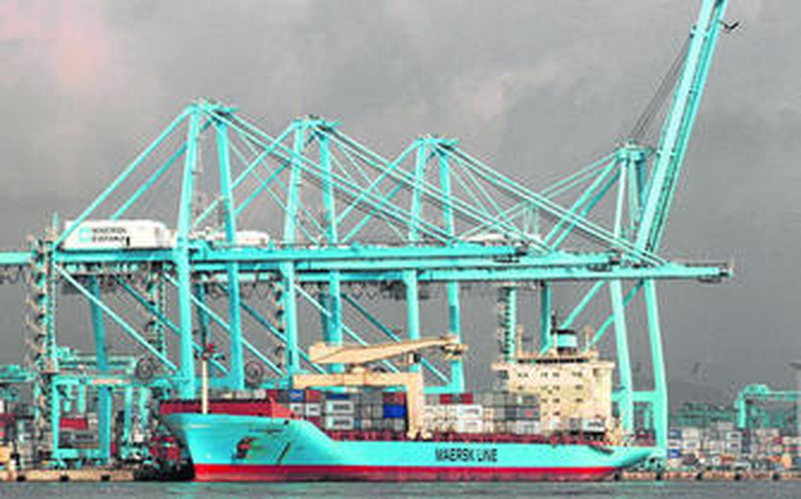 Un buque de Maersk Line, en el puerto Bahía de Algeciras.