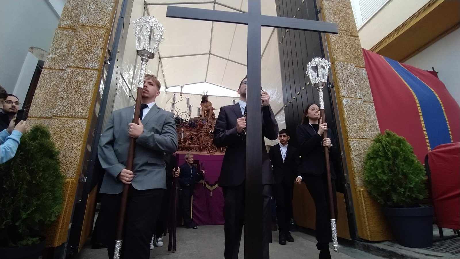 Las imágenes de la salida de la Coronación de Espinas en San Fernando