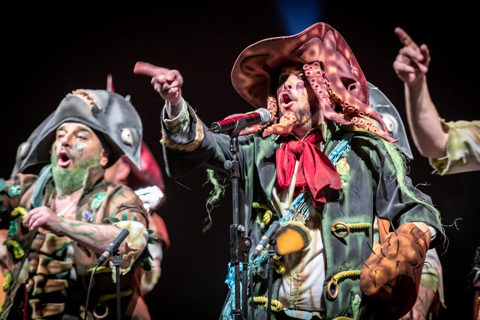 La chirigota 'La maldición de la lapa negra' en la sala Mozart