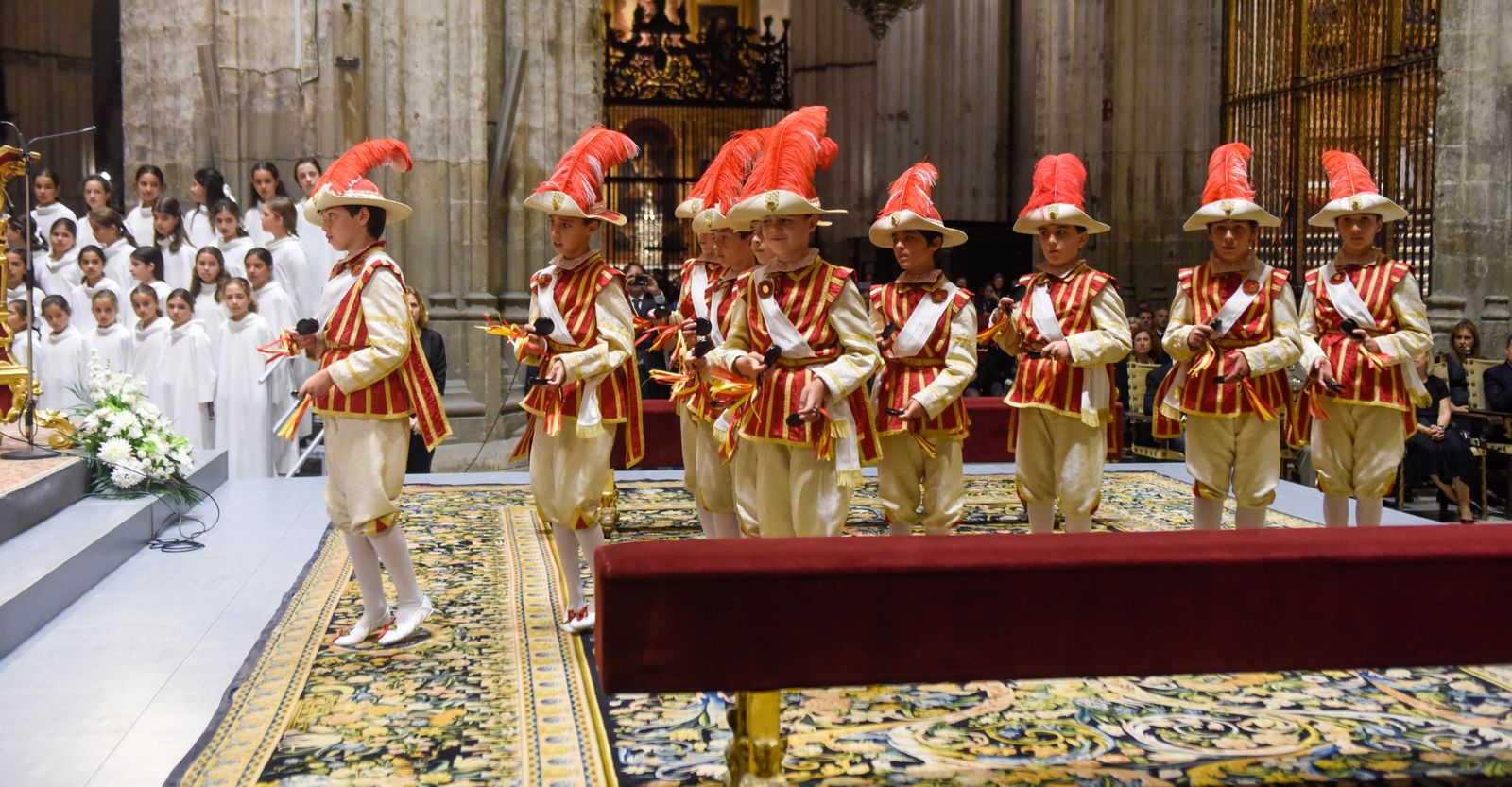 Las fotografías de un Corpus insólito en Sevilla