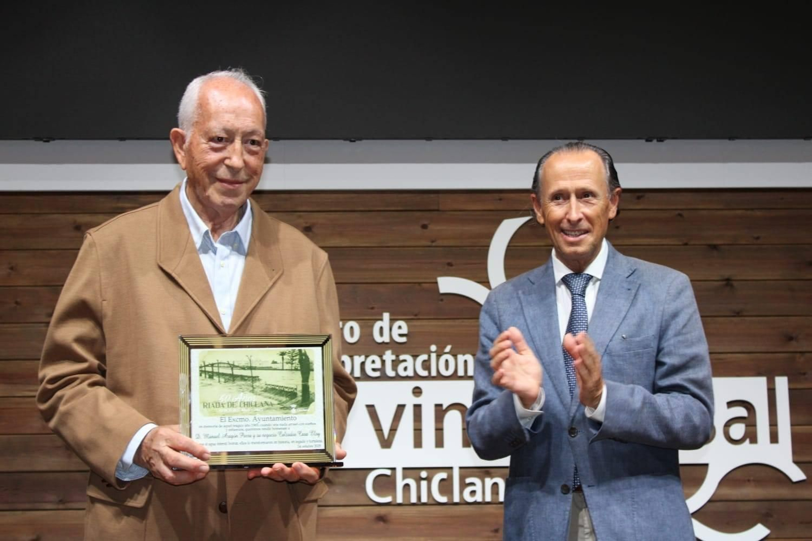 Un momento del homenaje a Manuel Aragón.