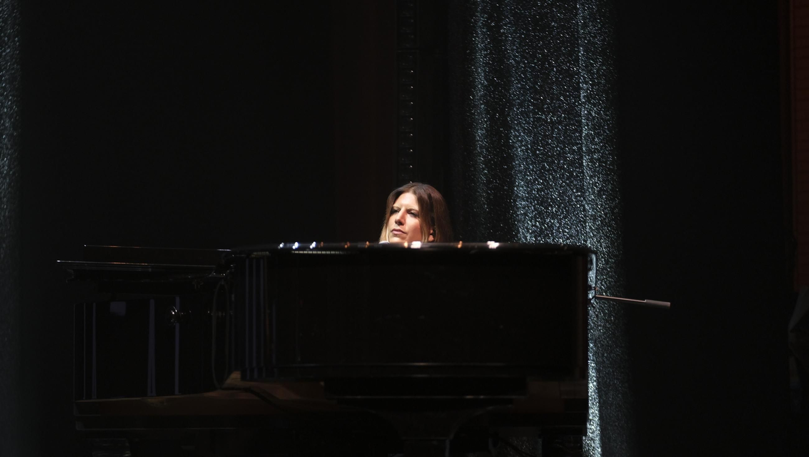 Adriana Ugarte, 'Premio Almería Tierra de Cine', en la gala inaugural de FICAL 2025, en imágenes