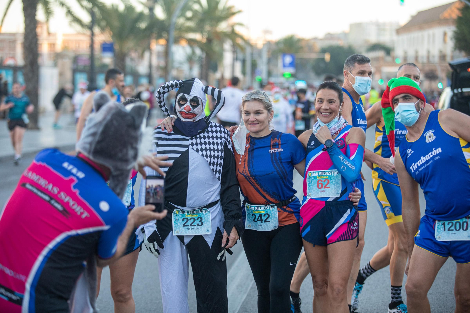 La V San Silvestre gaditana, en imágenes