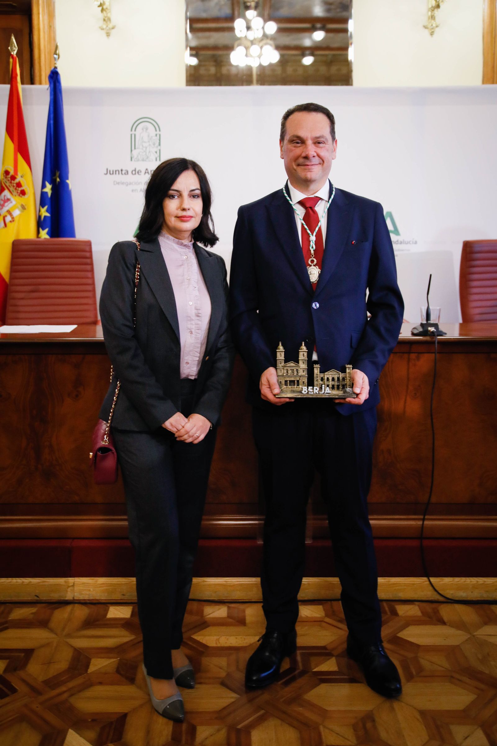 Juan Manuel Martín Robles ingresa como académico de Historia de Andalucía y te lo contamos en imágenes
