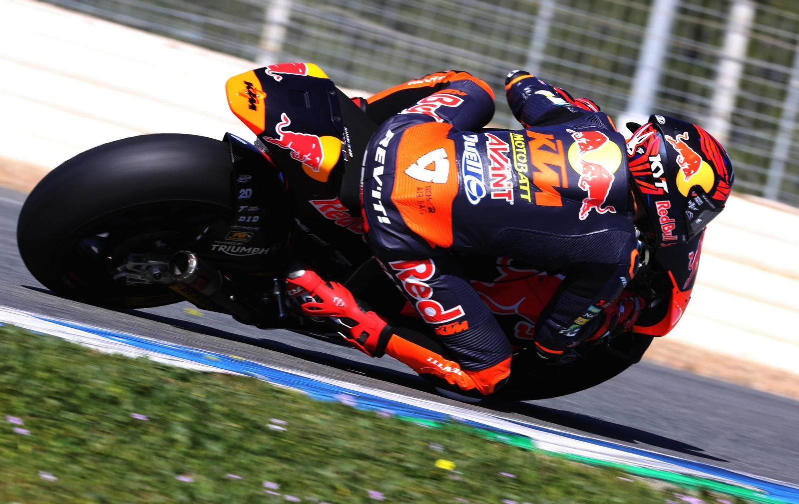 Segundo día de entrenamientos de Moto2 y Moto3 en el Circuito de Jerez