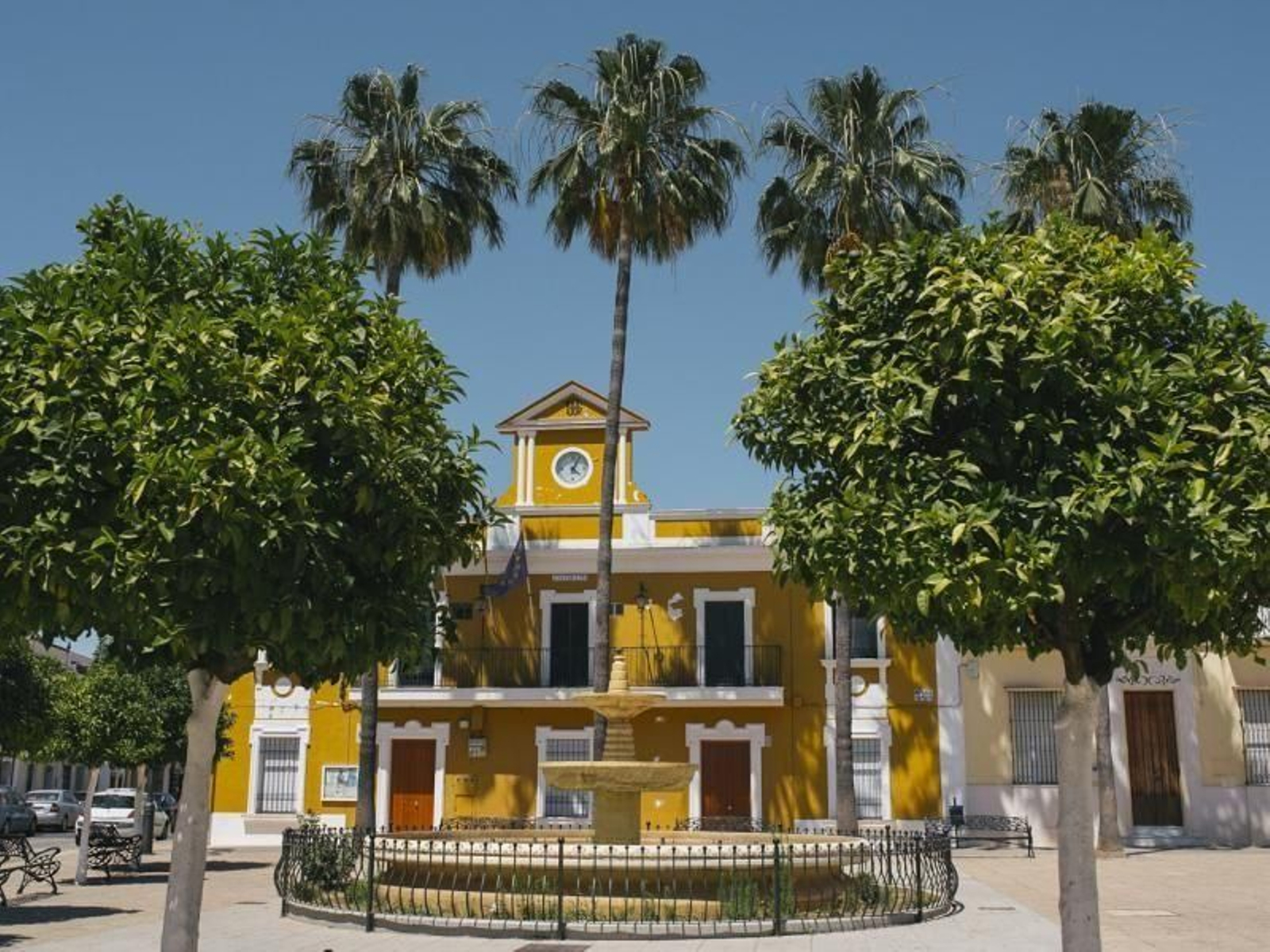 El Ayuntamiento de Brenes, donde tendrá lugar la concentración pacífica.