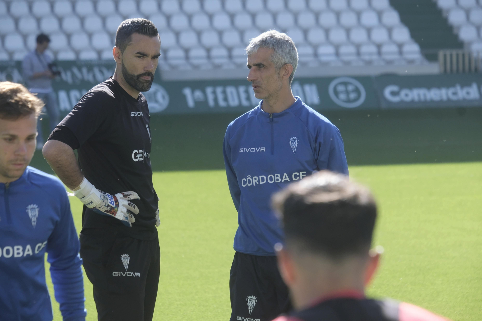 El primer entrenamiento de Manuel Mosquera como técnico del Córdoba CF, en imágenes