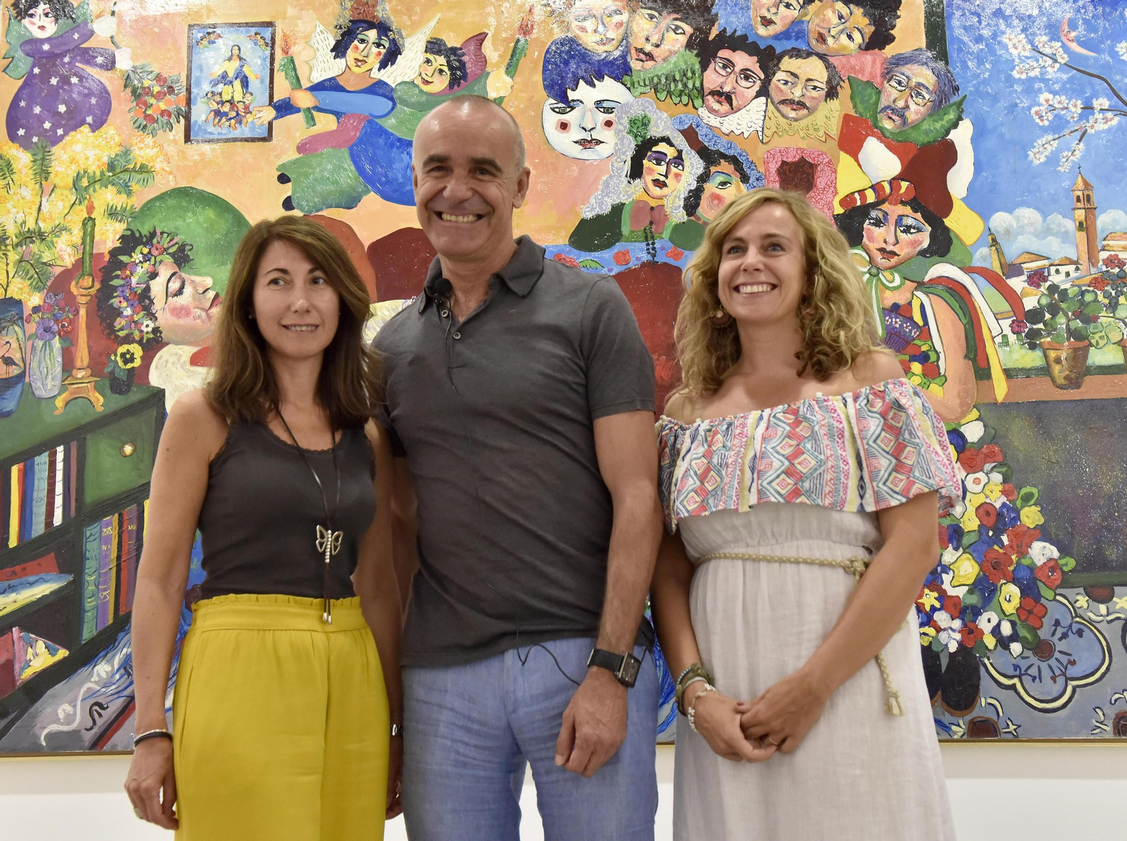 Victoria Bravo, Antonio Muñoz e Isabel Ojeda, ayer en la sala Atín Aya del Espacio Turina.