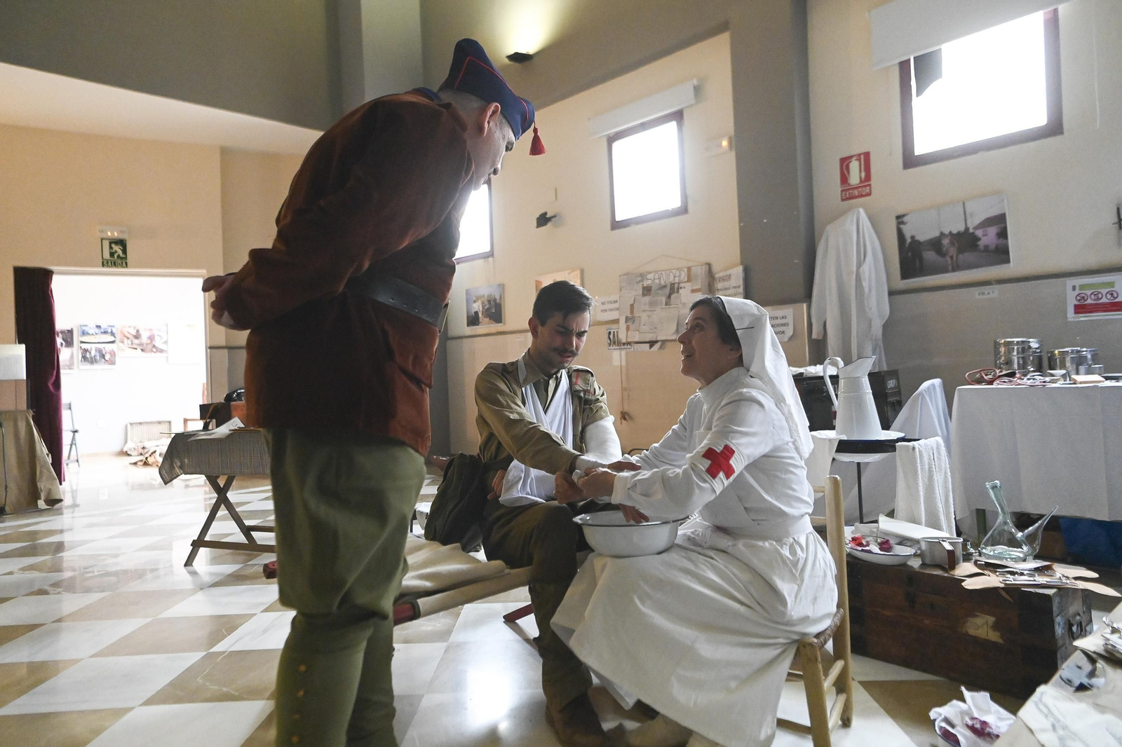 Las mejores imágenes de la recreación de un hospital durante la Guerra Civil en Beas de Granada