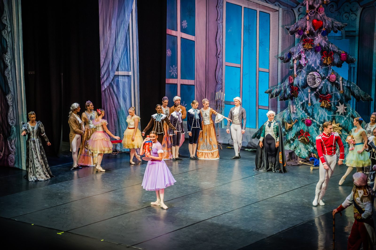 El Ballet de Kiev estuvo magistral con ‘El Cascanueces’.