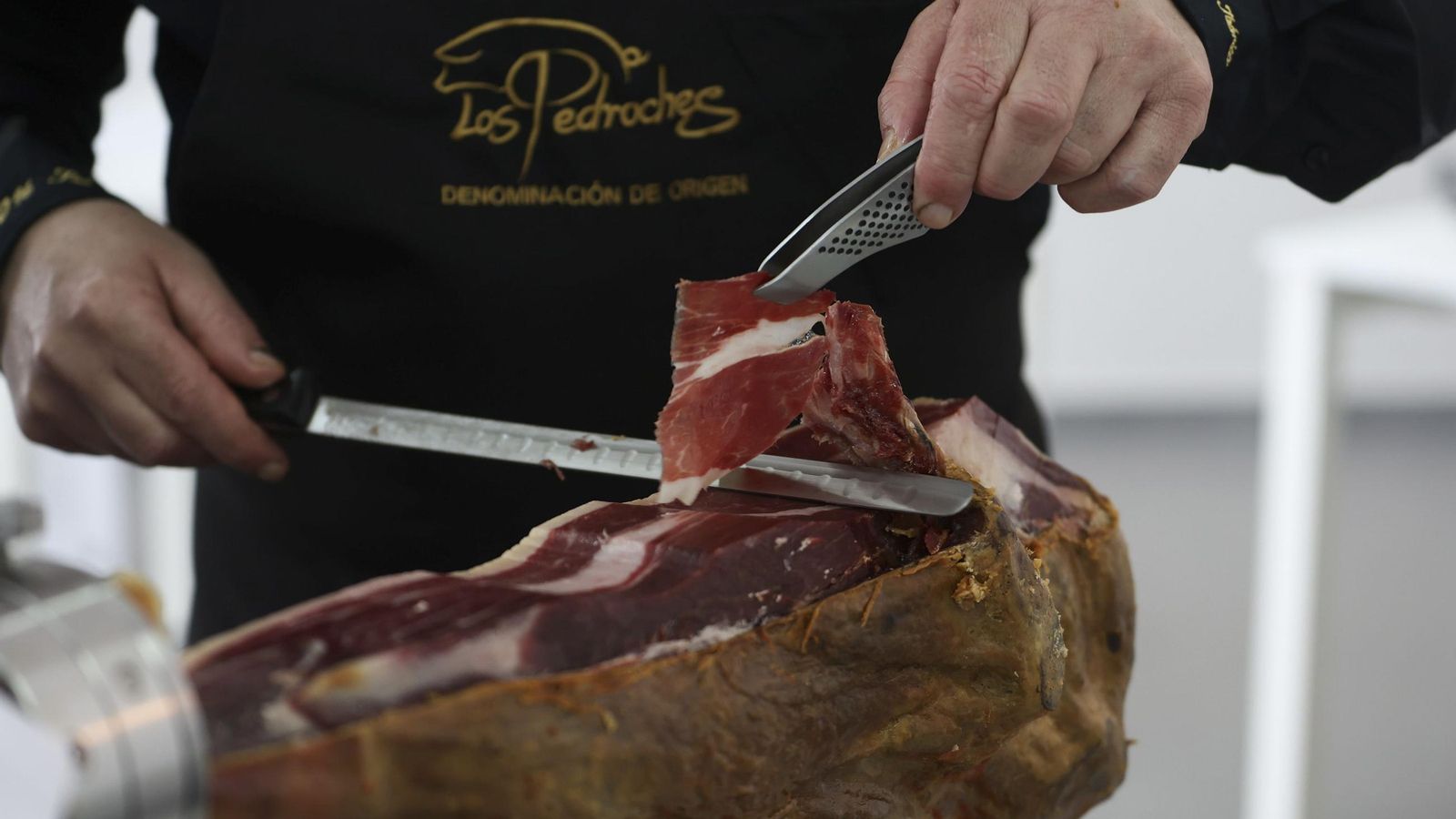 Un cortador de jamón de Los Pedroches.
