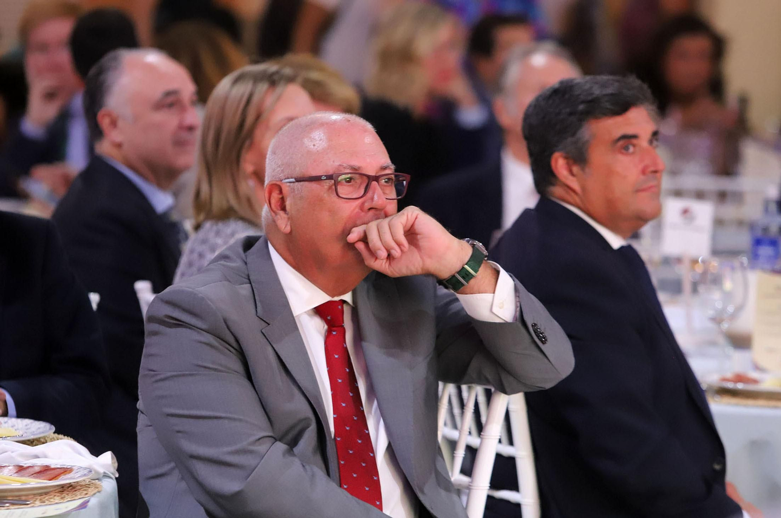 Imágenes de la recepción a los invitados a la gala de los Onubenses del Año