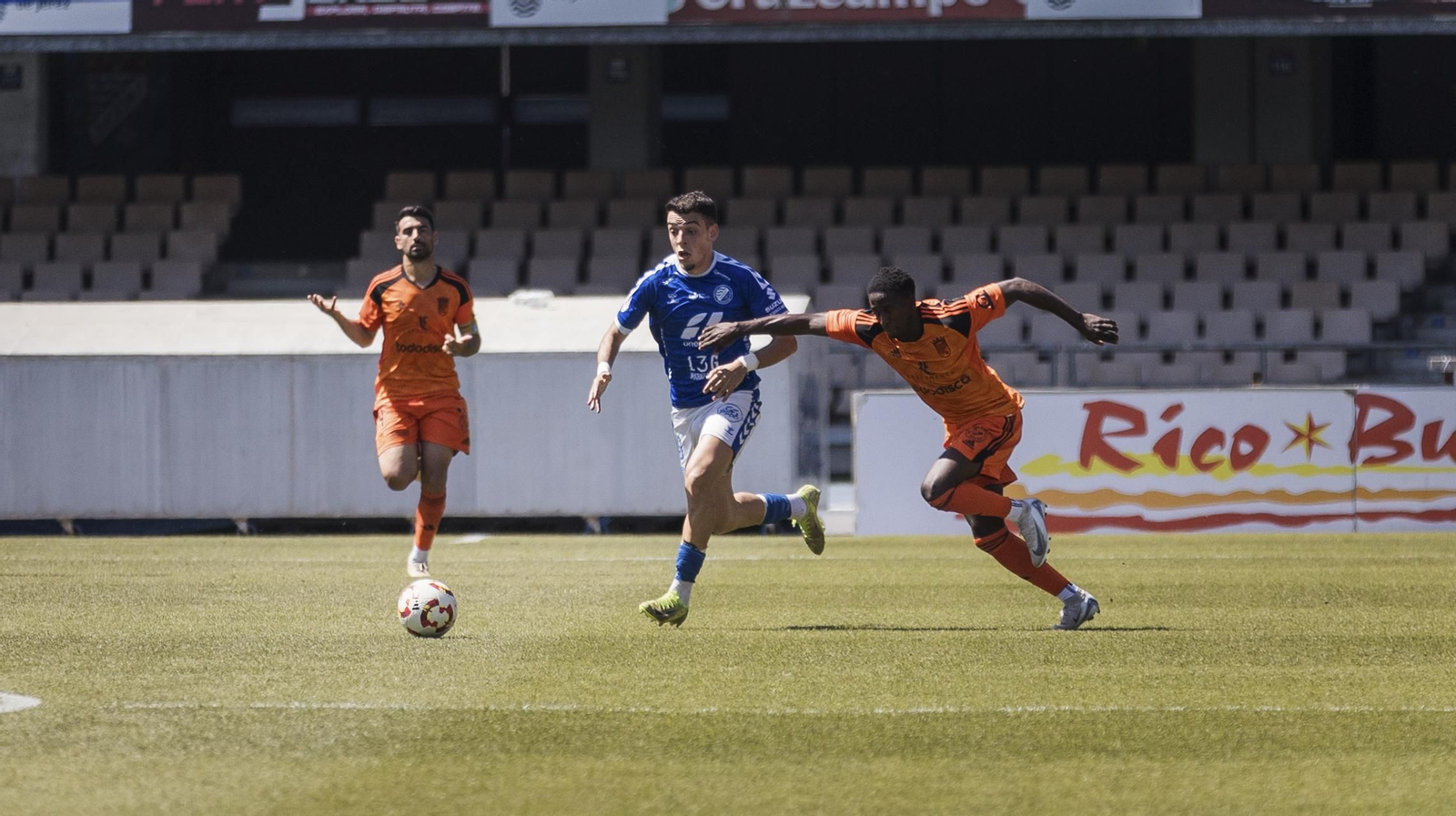 Las imágenes del derbi entre Xerez DFC y Xerez CD en Chapín
