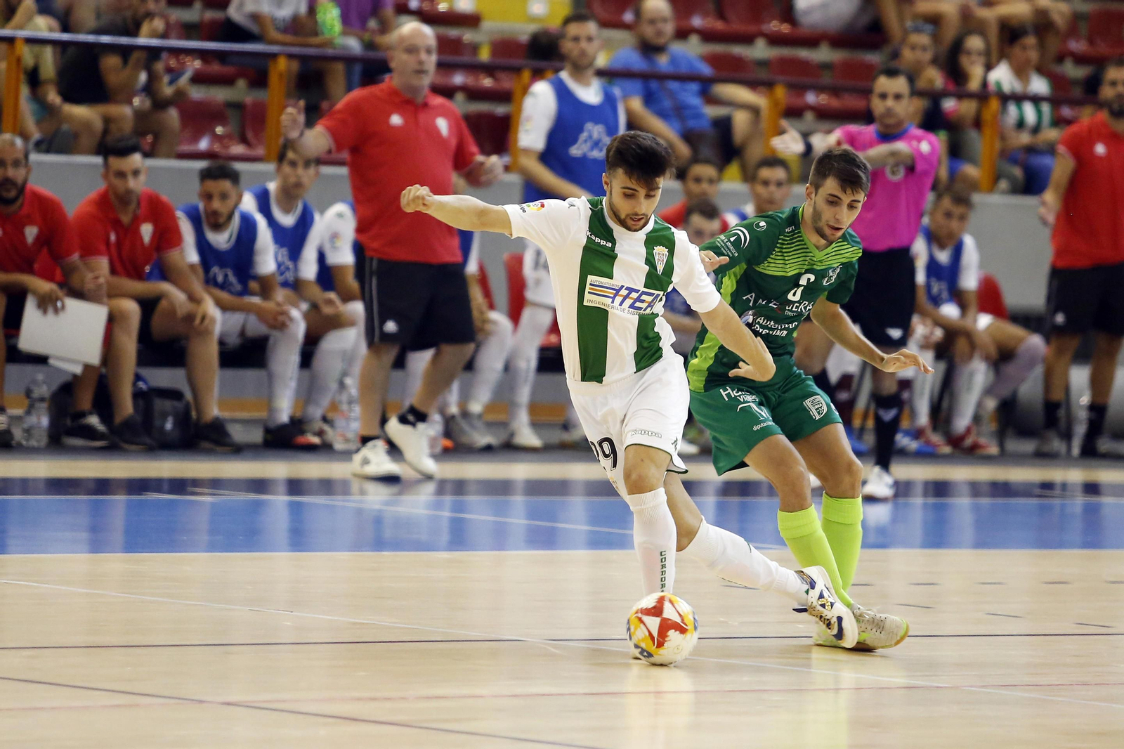 El blanquiverde César se marcha del cordobés Carlos Corredera.