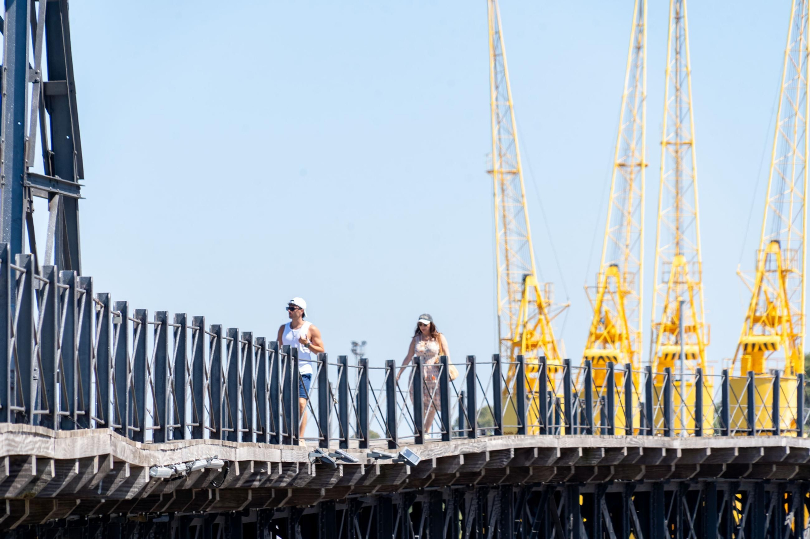 El Muelle de Riotinto y el Paseo de la Ría, lugares con encanto en la capital