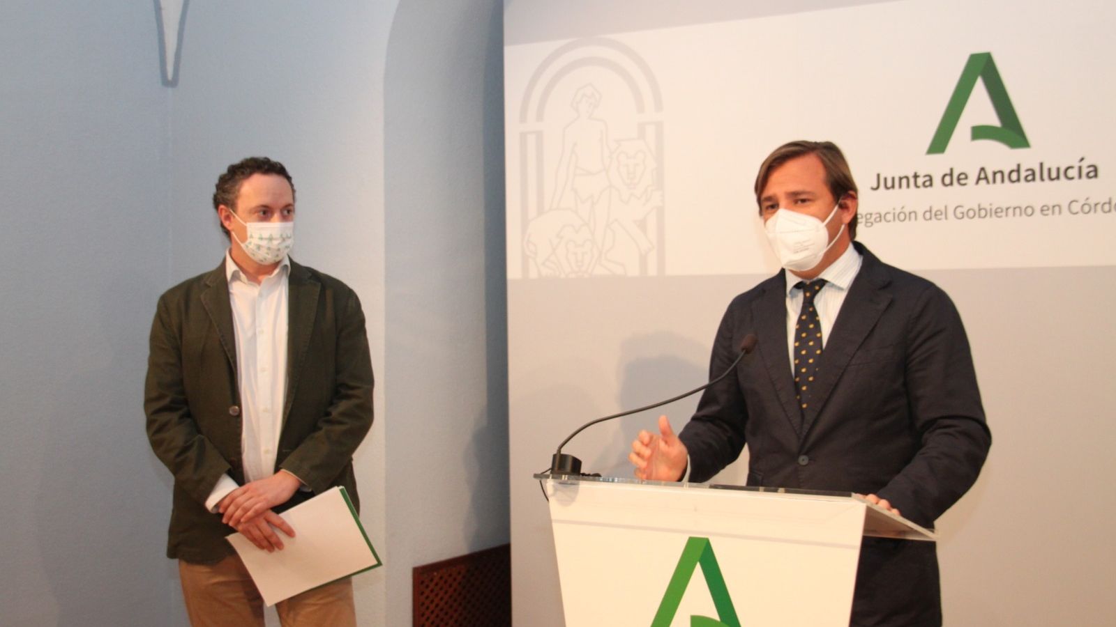 Juan Ramón Pérez y Antonio Repullo, durante su intervención.