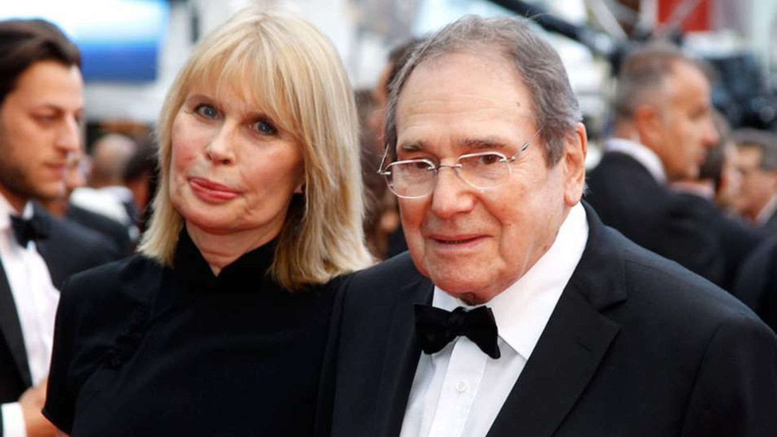 Robert Hossein dirigió la adaptación de Les Misérables en 1982.