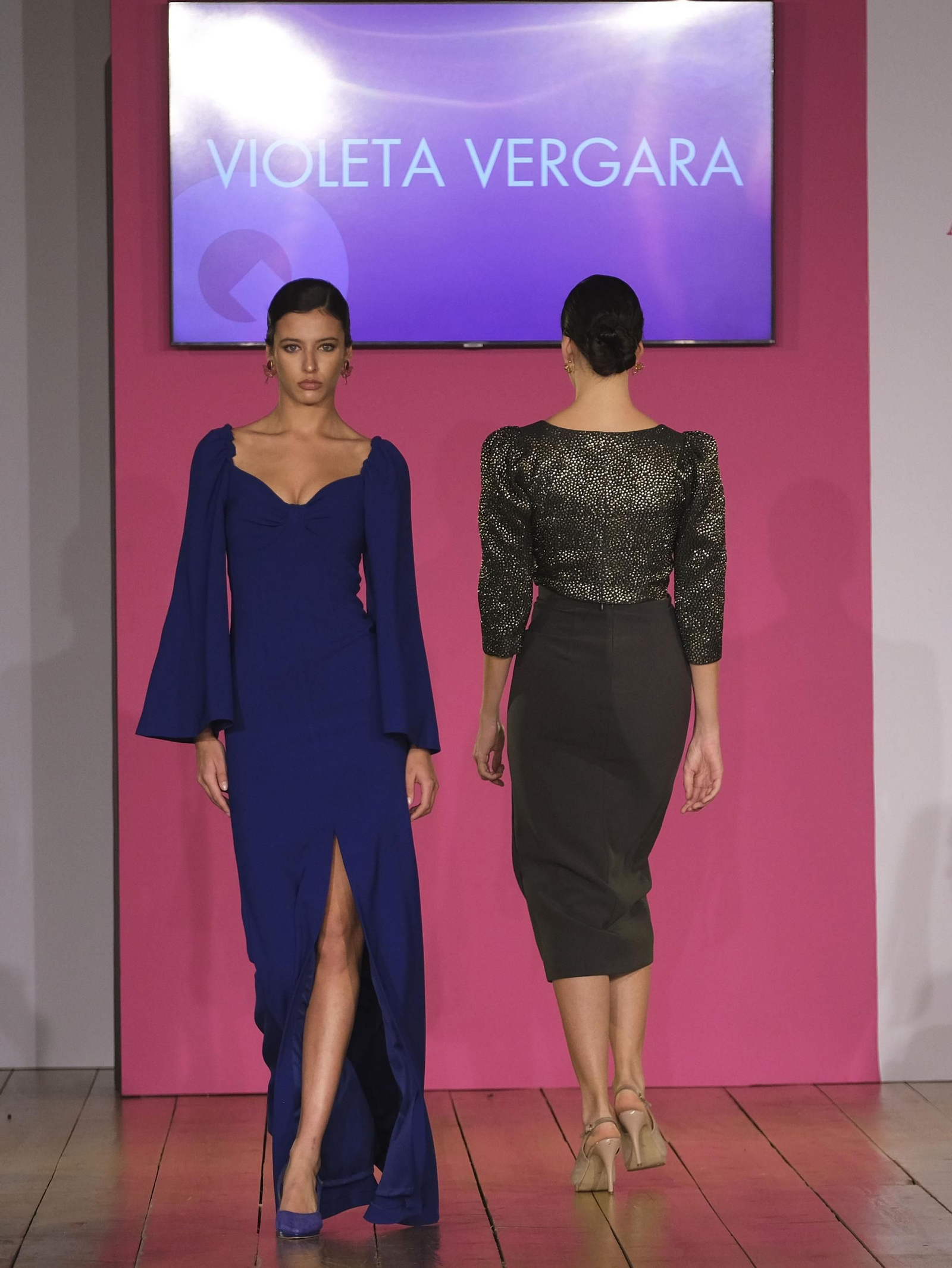 Sobriedad y minimalismo en las invitadas de Violeta Vergara