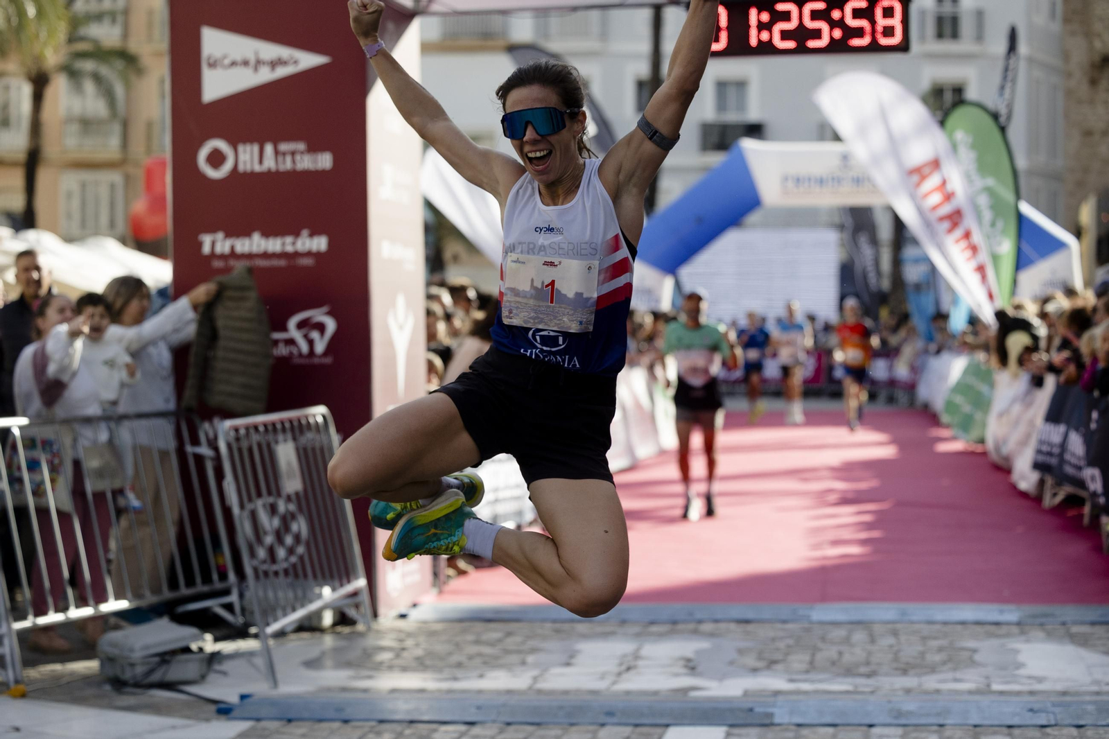 Búscate en las imágenes de la "II Media Maratón Ciudad de Cádiz"