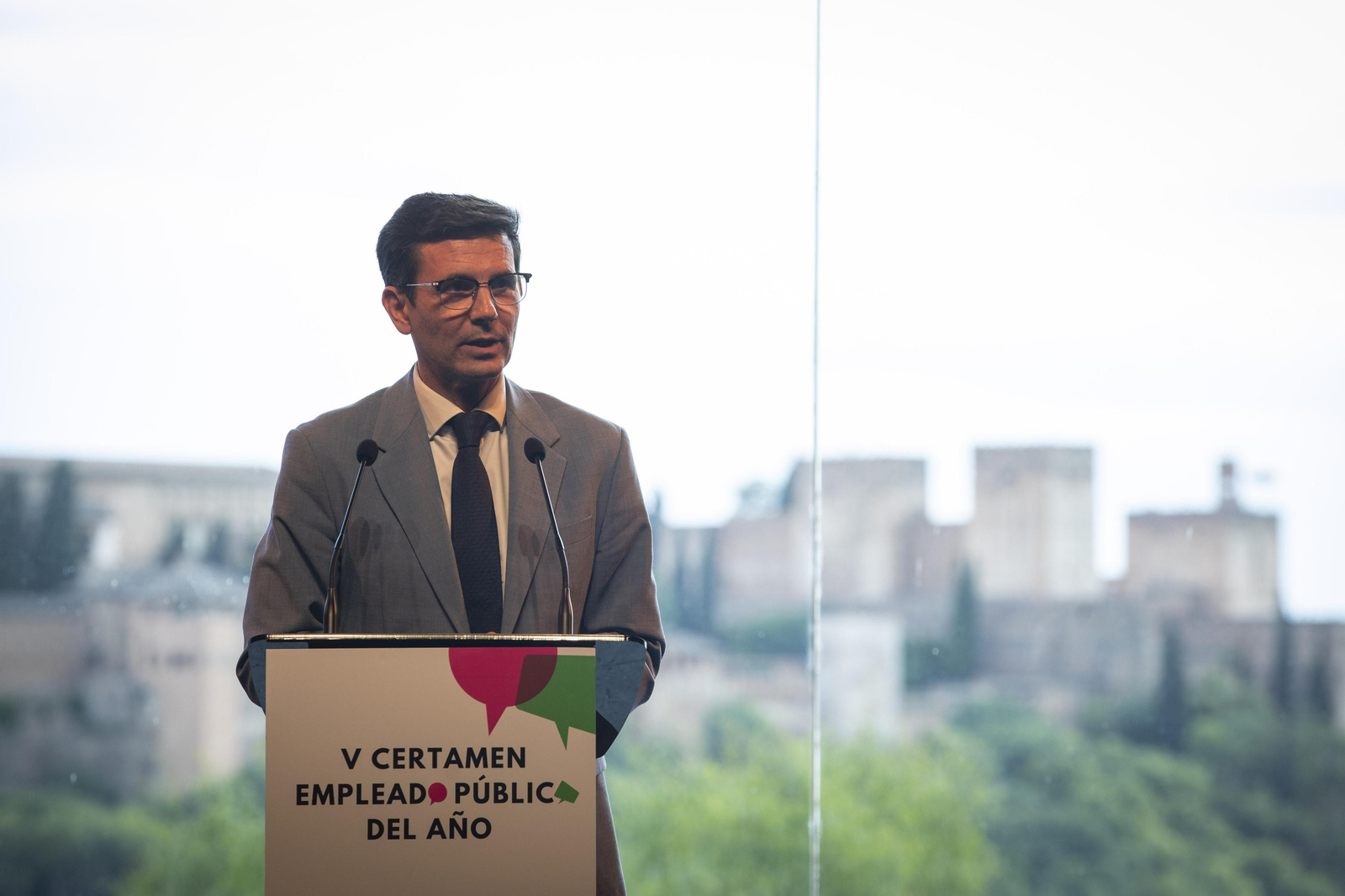 El V Certamen del Empleado Público del año en Granada, en imágenes