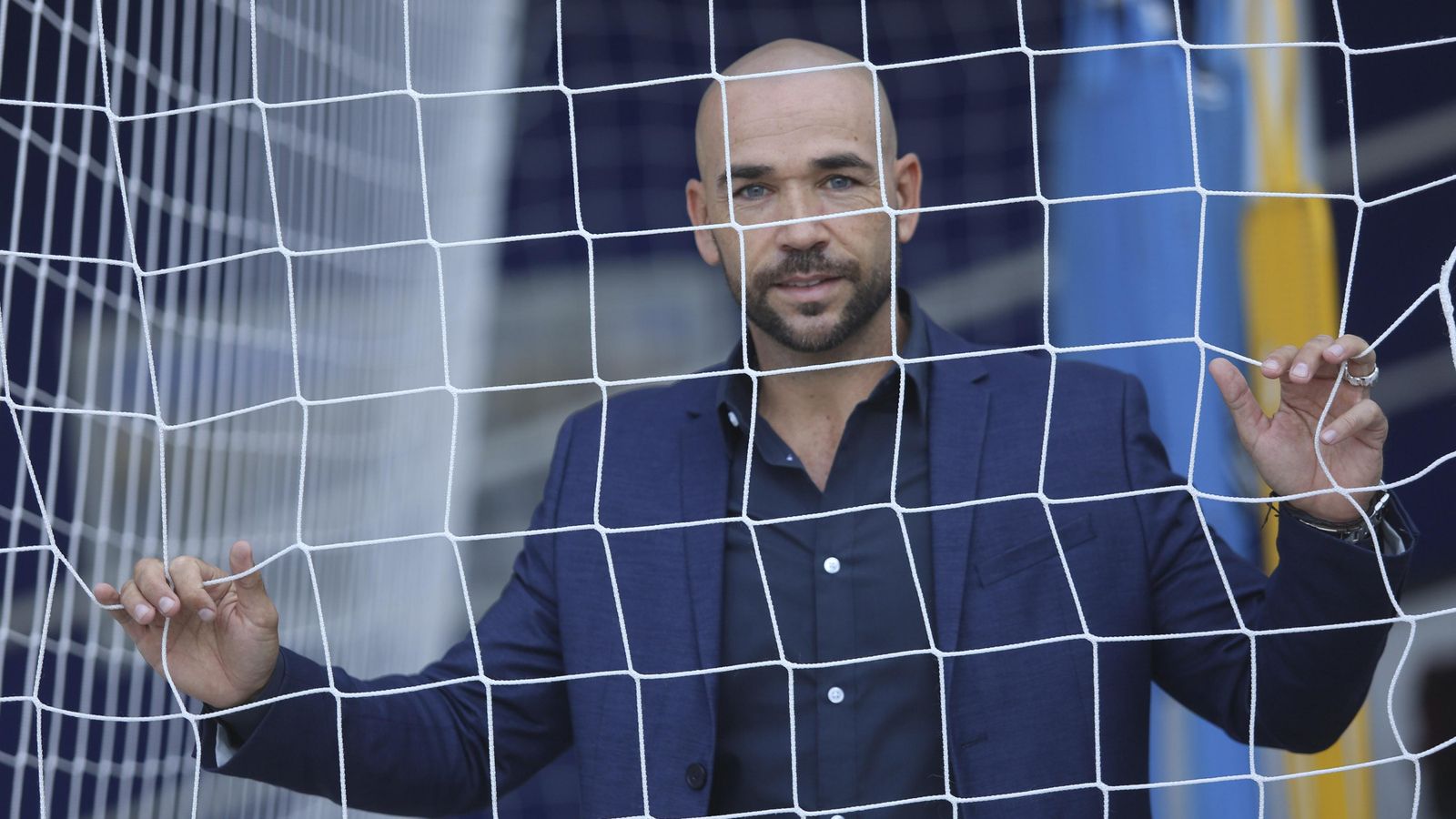 Manolo Gaspar posa para "Málaga Hoy".