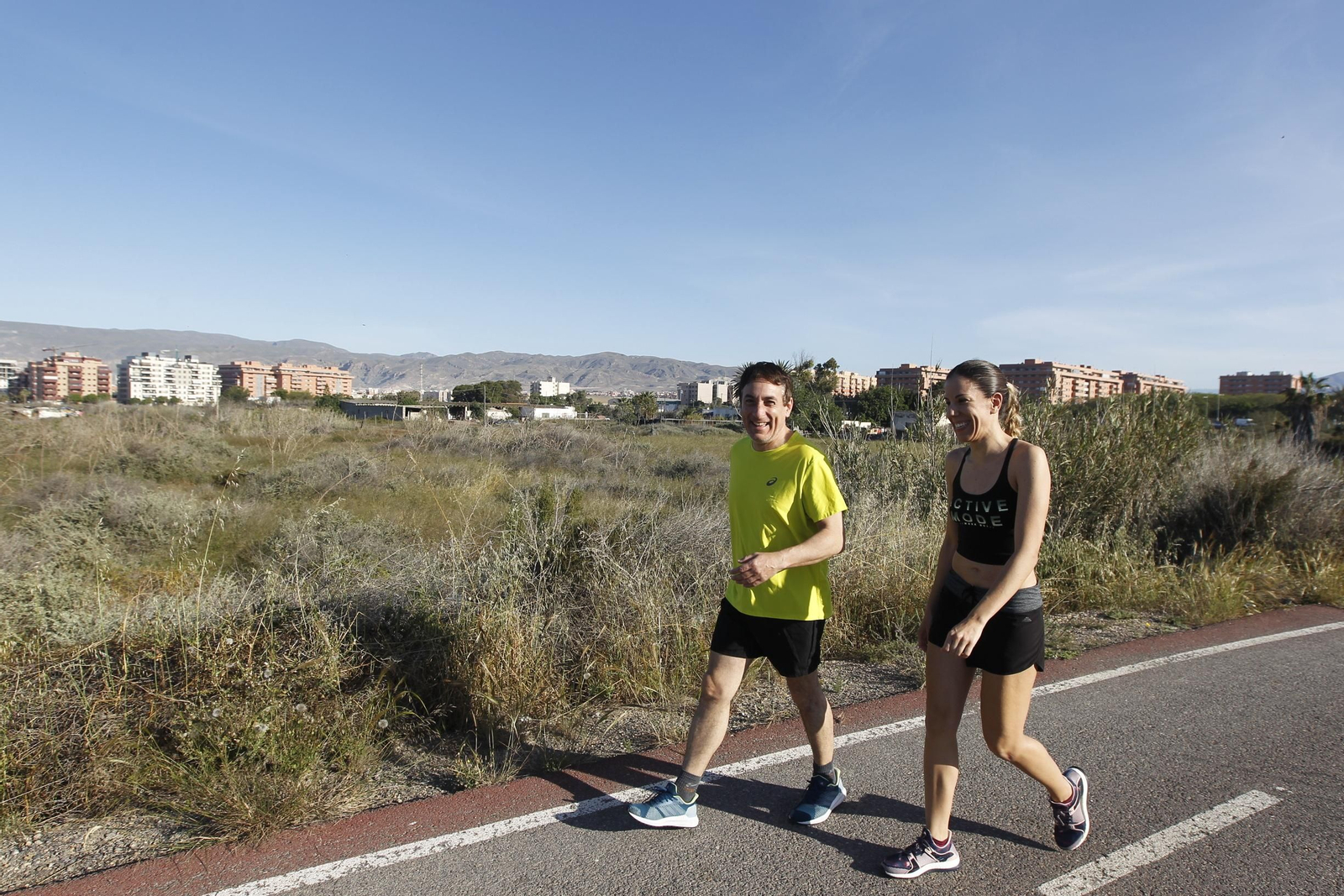 Fotogalería domingo de deporte en coronavirus. COVID-19. Almería