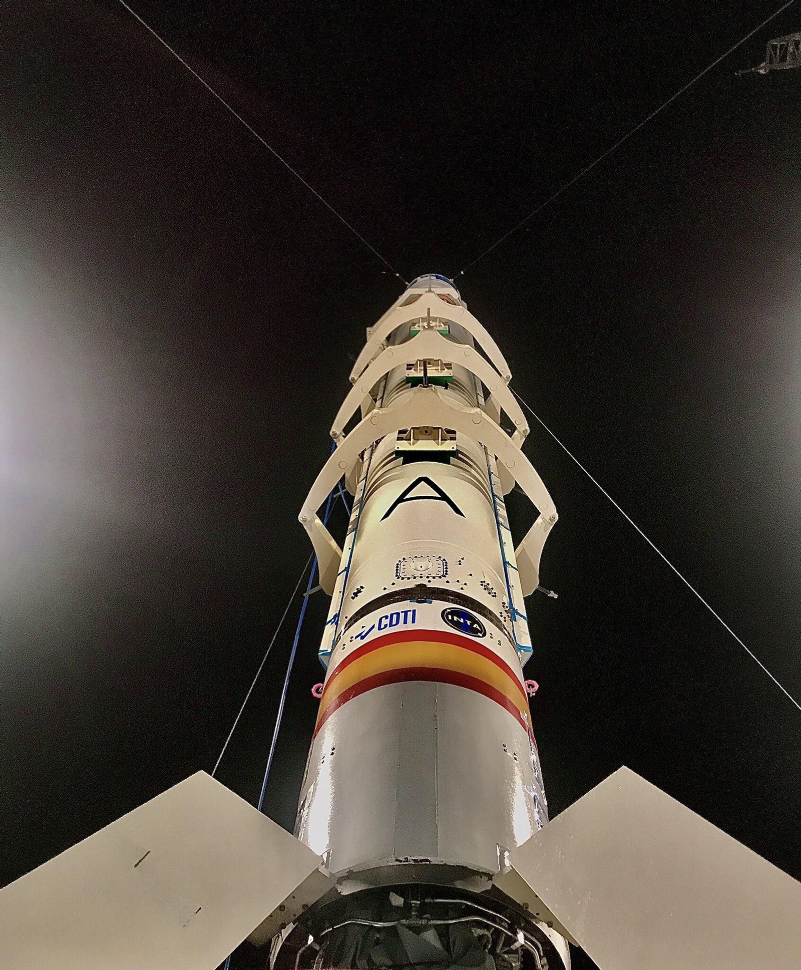 Imagen del cohete antes de una de las pruebas llevadas a cabo en Teruel.