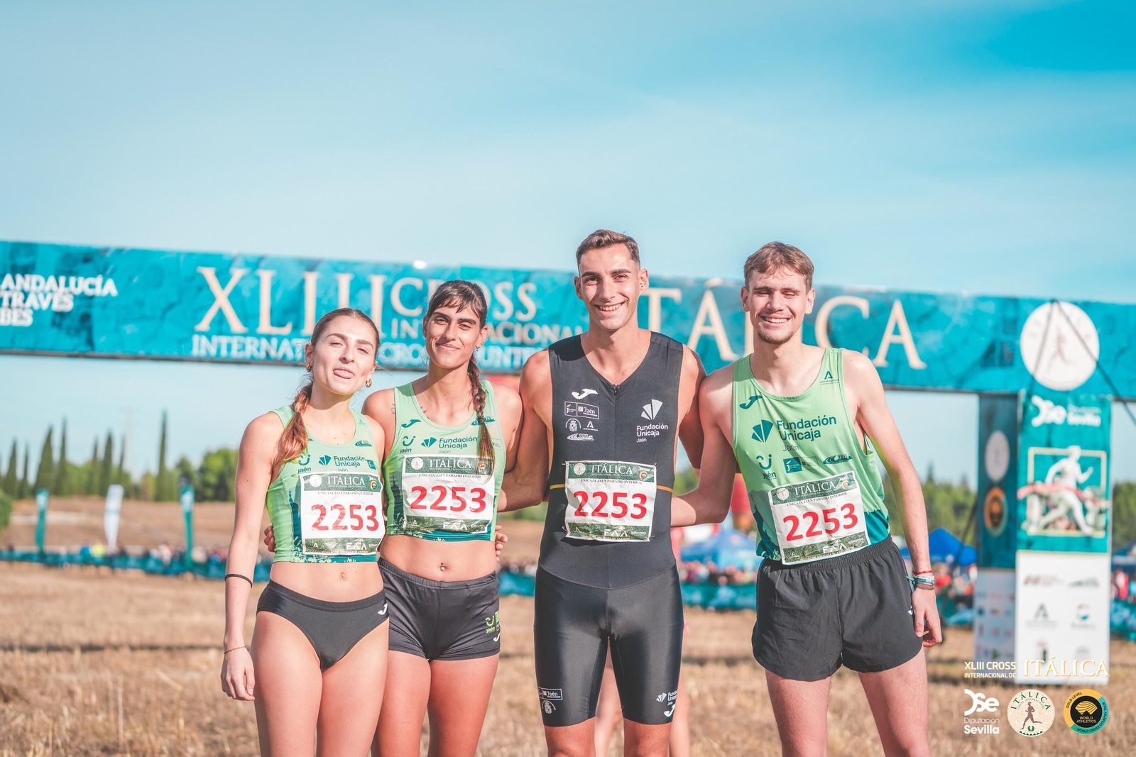 Búscate en las fotos del Cross de Itálica 2025 | 3