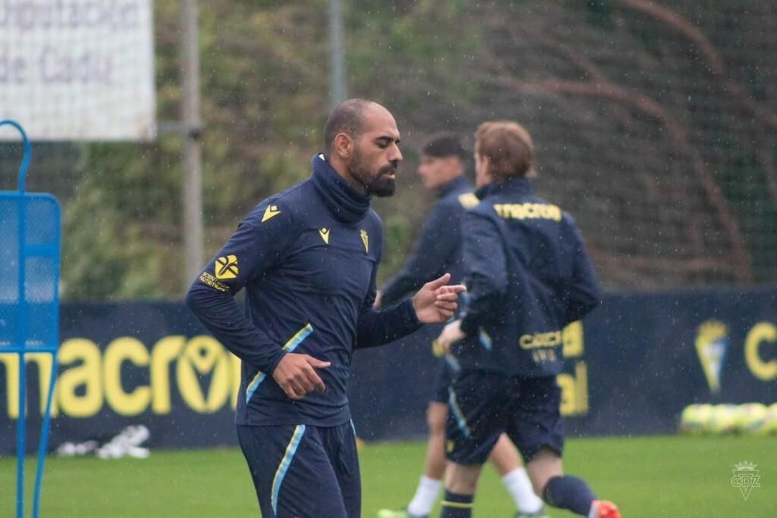 Fali en el entrenamiento del lunes.