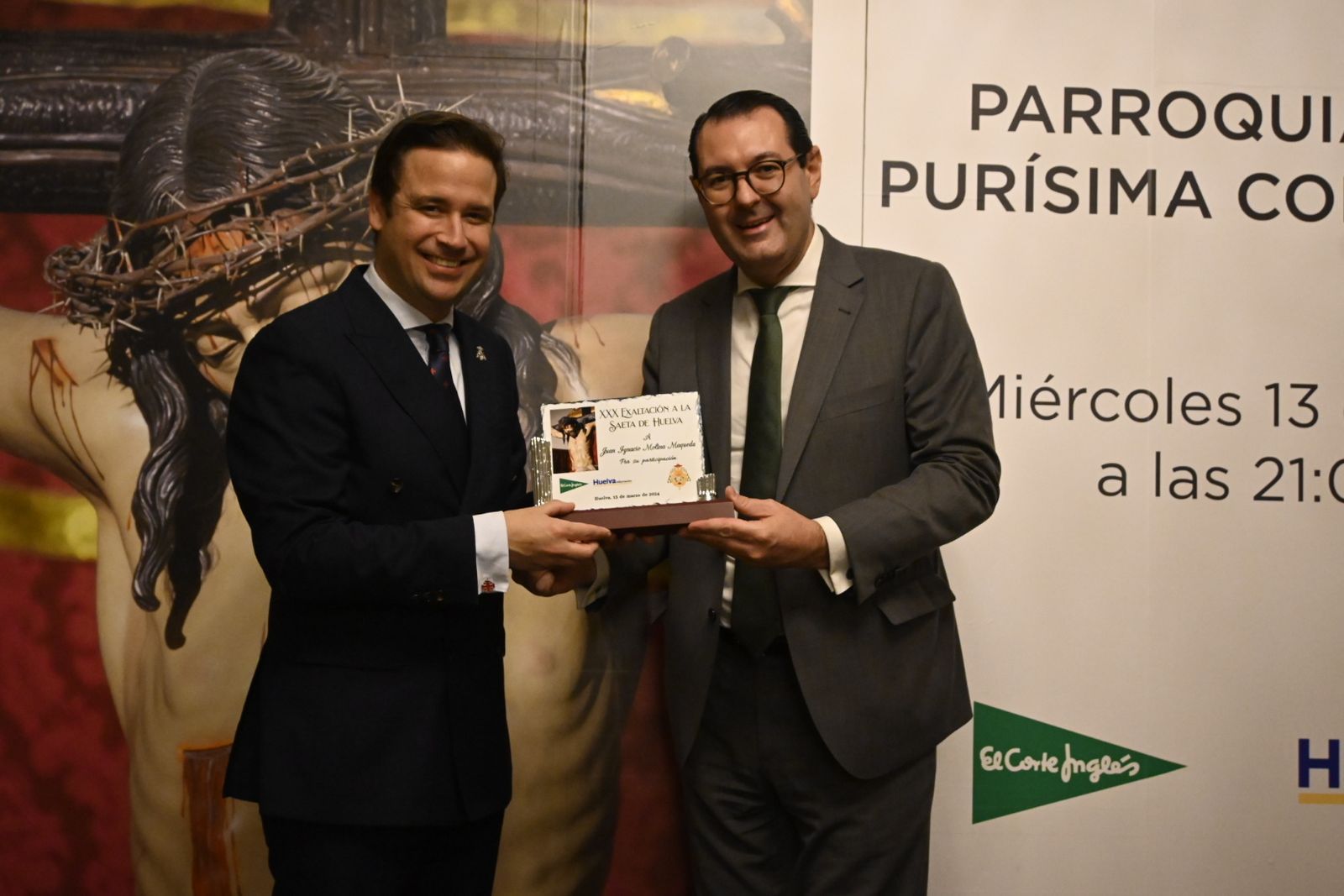 Acto de entrega de recuerdos por la XXX Exaltación a la Saeta de Huelva, en imágenes