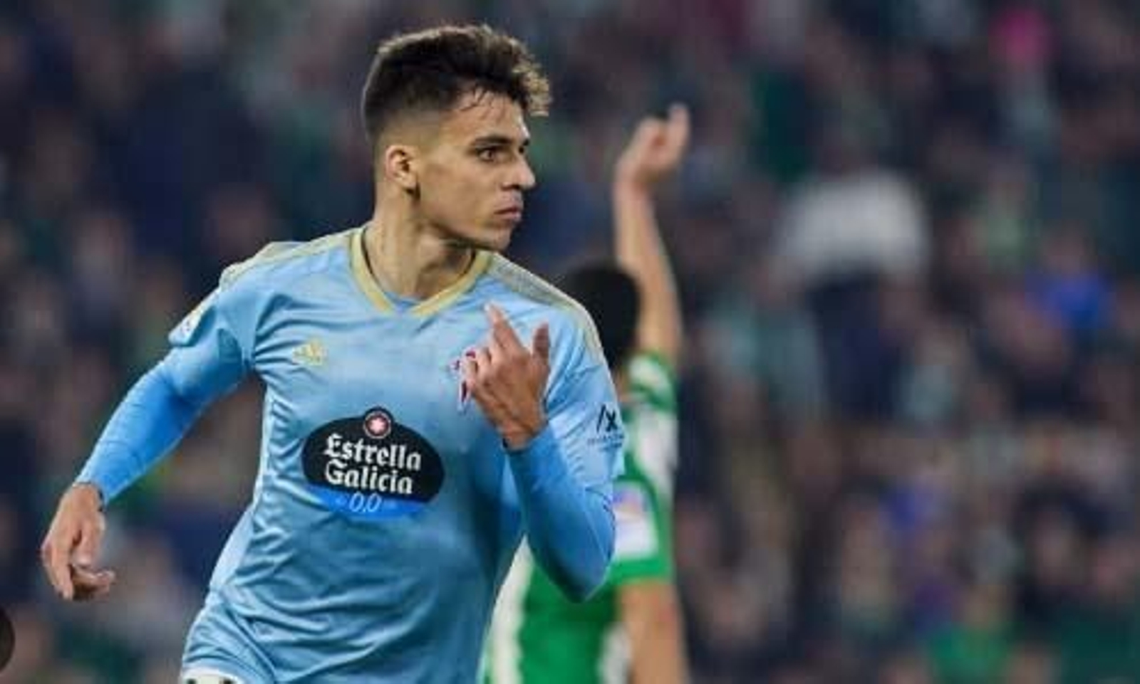 Gabri Veiga, con la camiseta del Celta