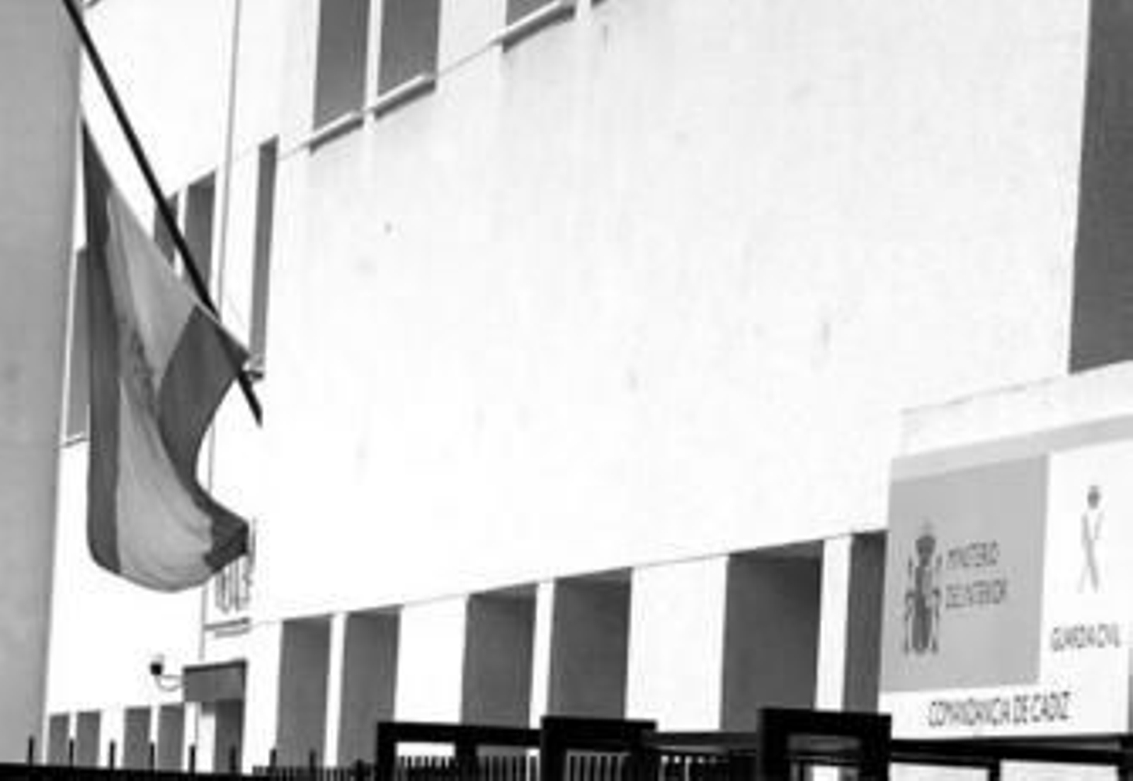 Fachada de la Comandancia de la Guardia Civil de Cádiz, donde fue trasladado el policía detenido el martes.