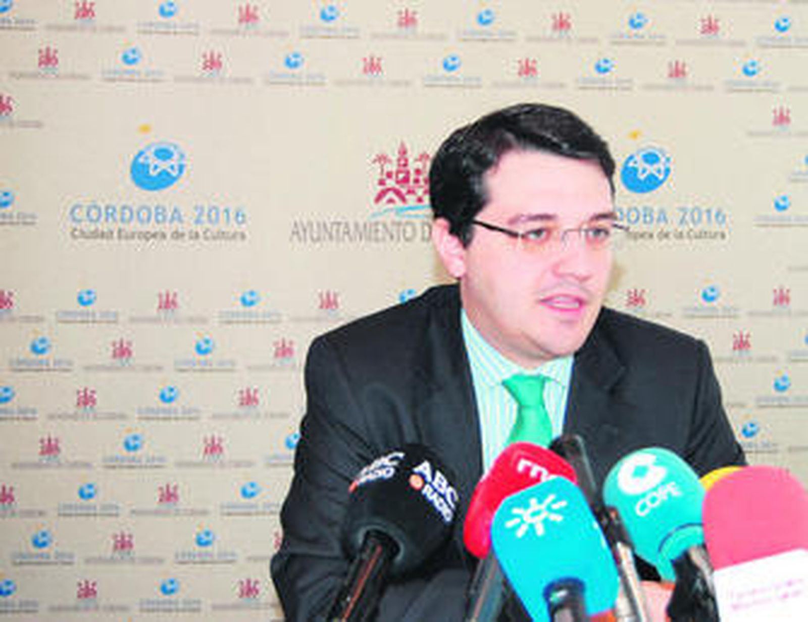 El Ayuntamiento espera reducir la deuda hasta 278 millones en 2012