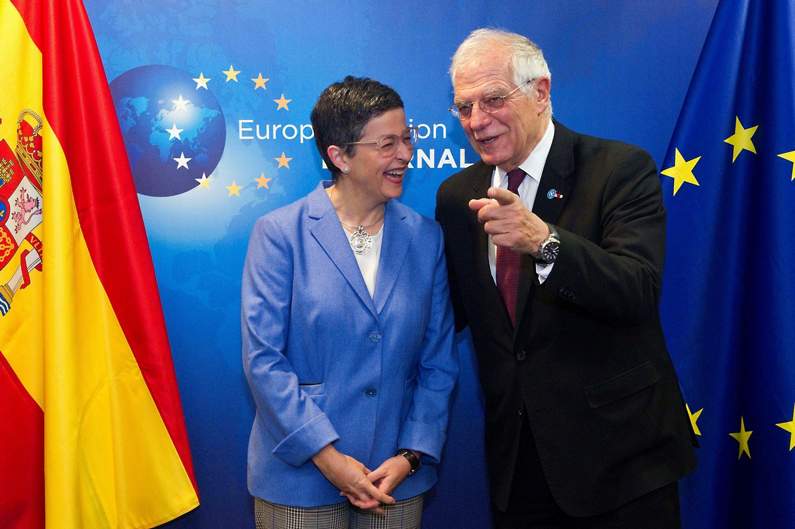 La ministra de Exteriores, Arancha González Laya, junto al alto representante de la UE para Asuntos Exteriores, Josep Borrell.