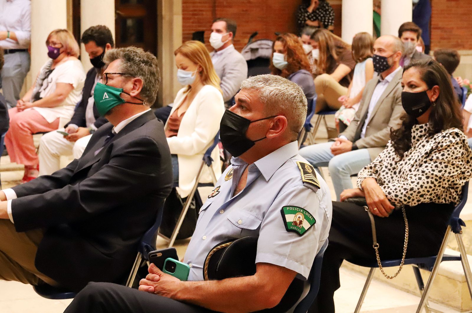 Imágenes de la entrega del Premio Marismas a Juana Carrillo y a Gabriela de la Fuente en su XIX edición