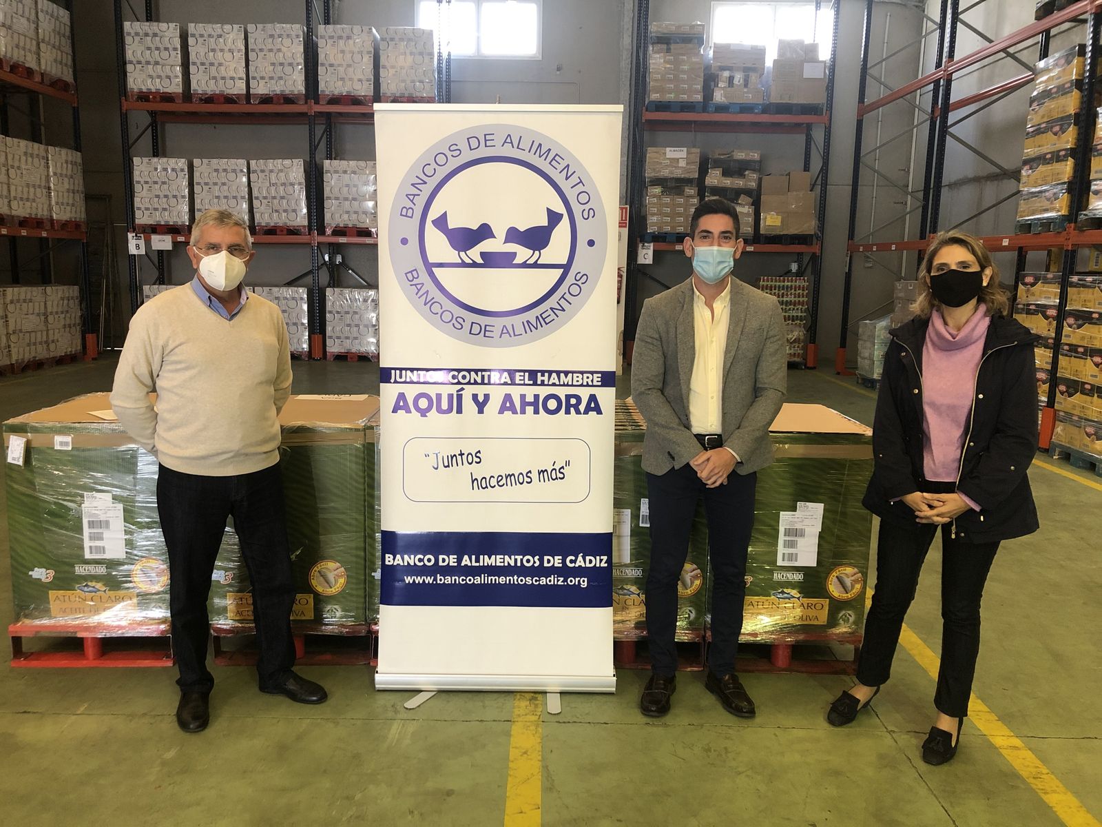 Una entrega de productos al Banco de Alimentos de Cádiz.