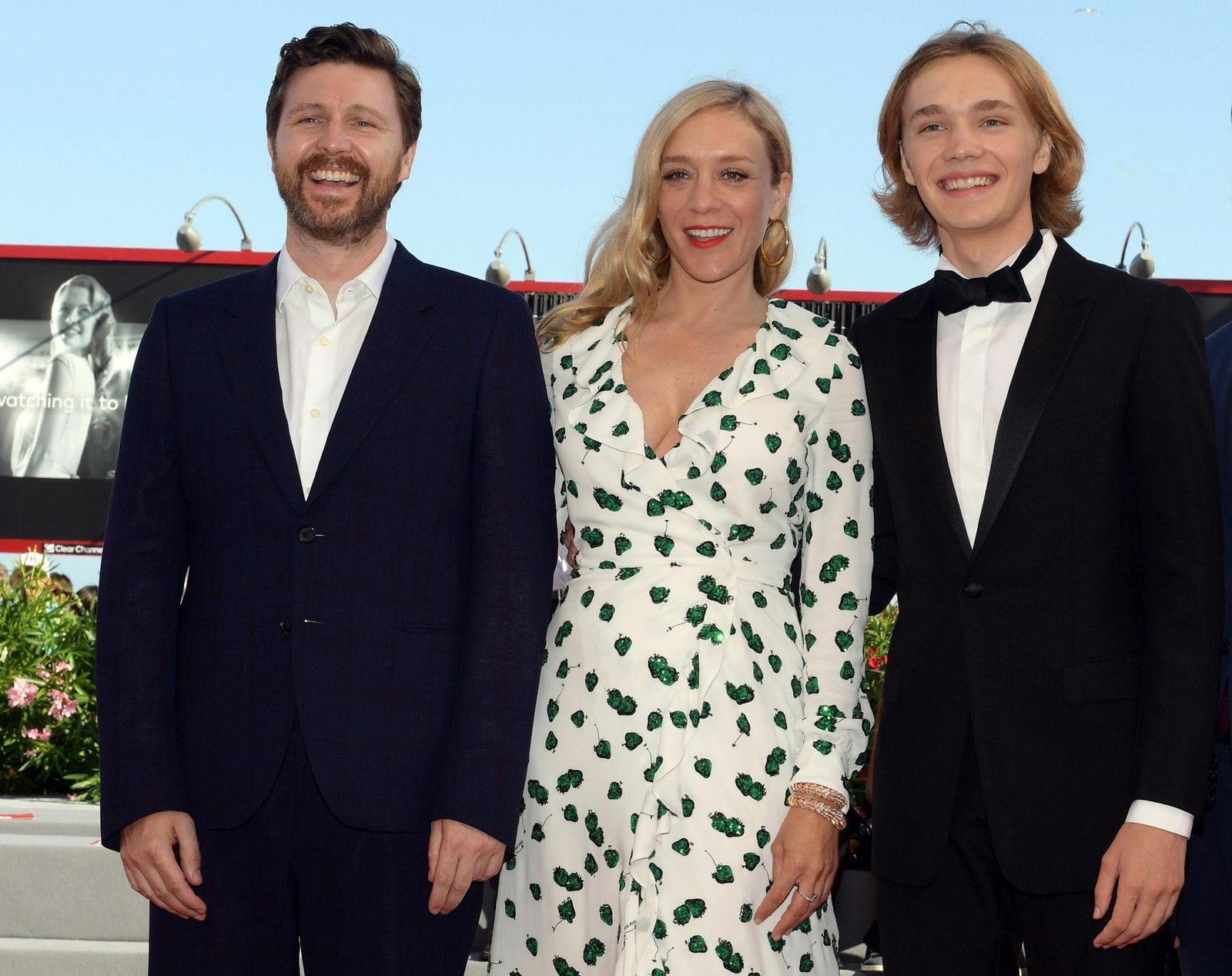 Andrew Haigh, Chloe Sevigny y Charlie Plummer, ayer, en el estreno de la película 'Lean on Pete'.