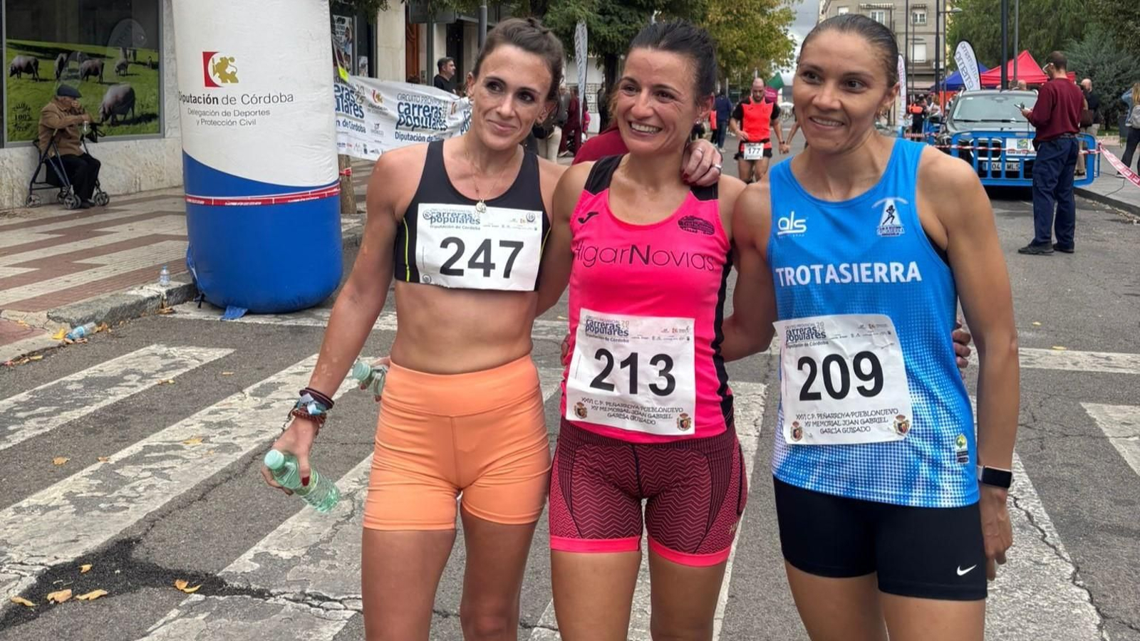 Las integrantes del podio en la Carrera Popular de Peñarroya-Pueblonuevo