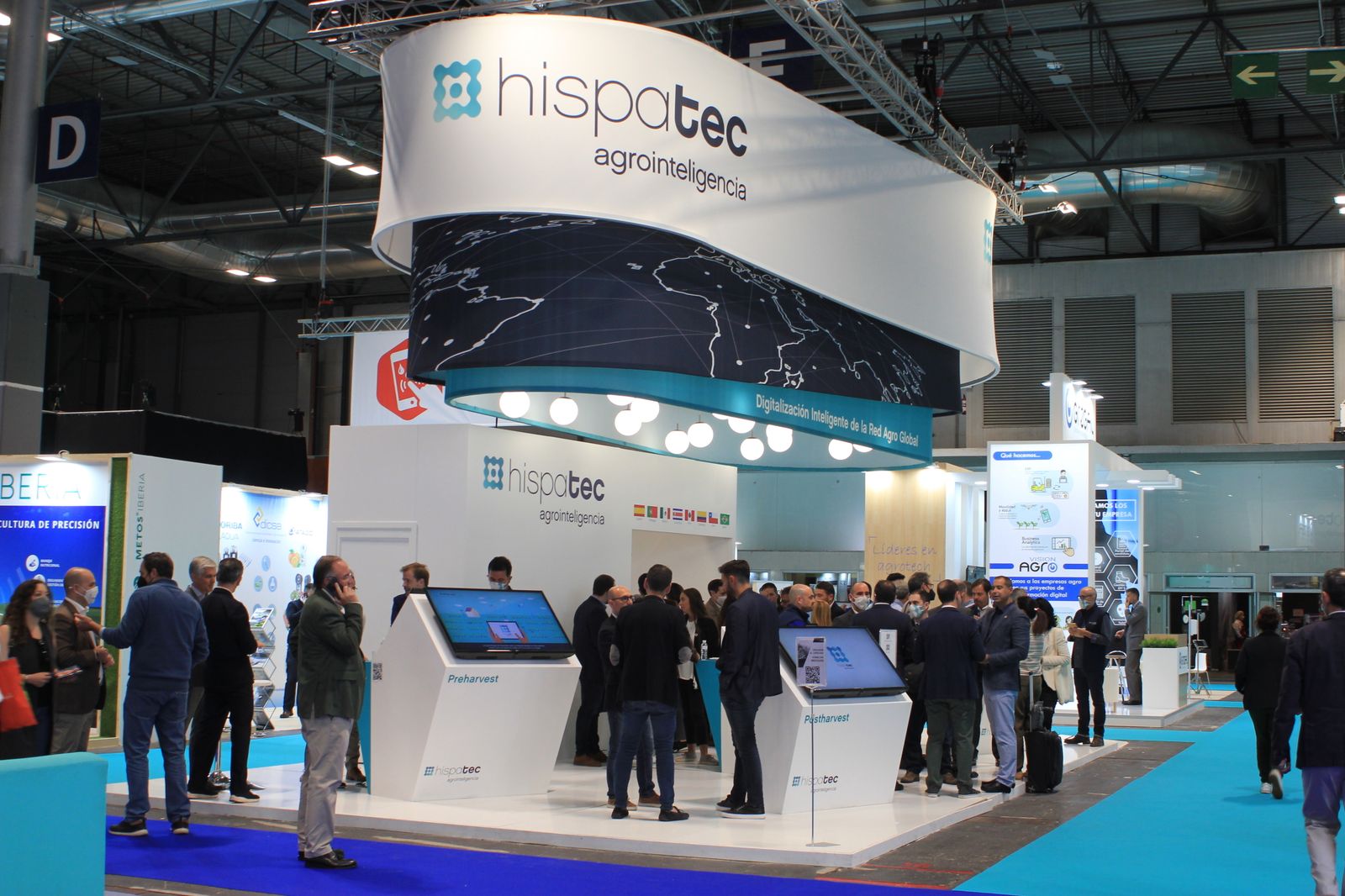 Stand de Hispatec.