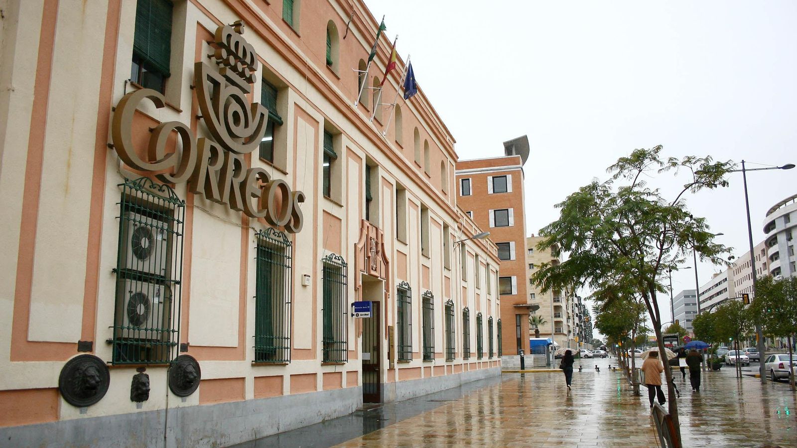 El antiguo Edificio de Correos de Huelva hace unos años El antiguo Edificio de Correos de Huelva hace unos años