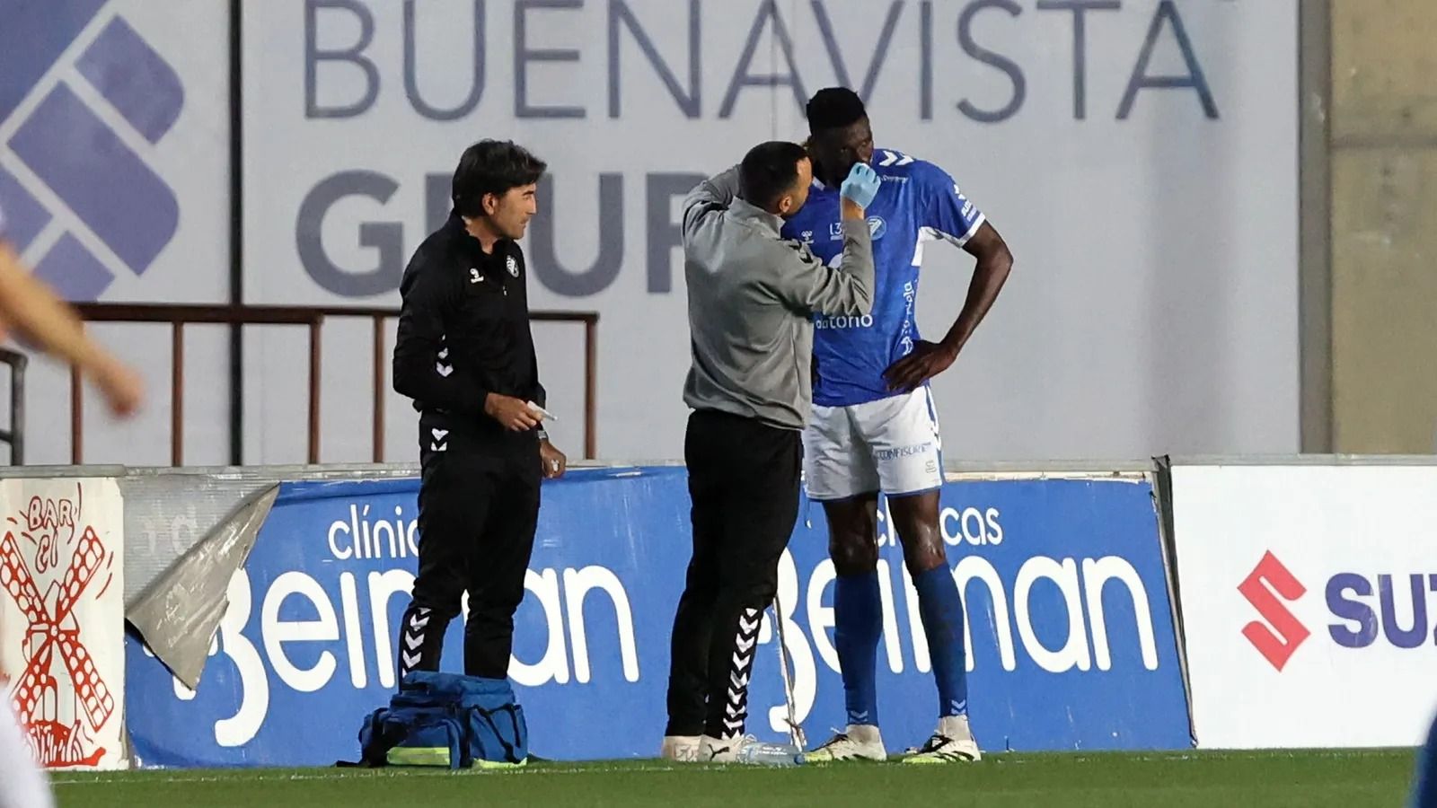 Udom regresa a la lista y probablemente al once tras cumplir un partido de sanción.