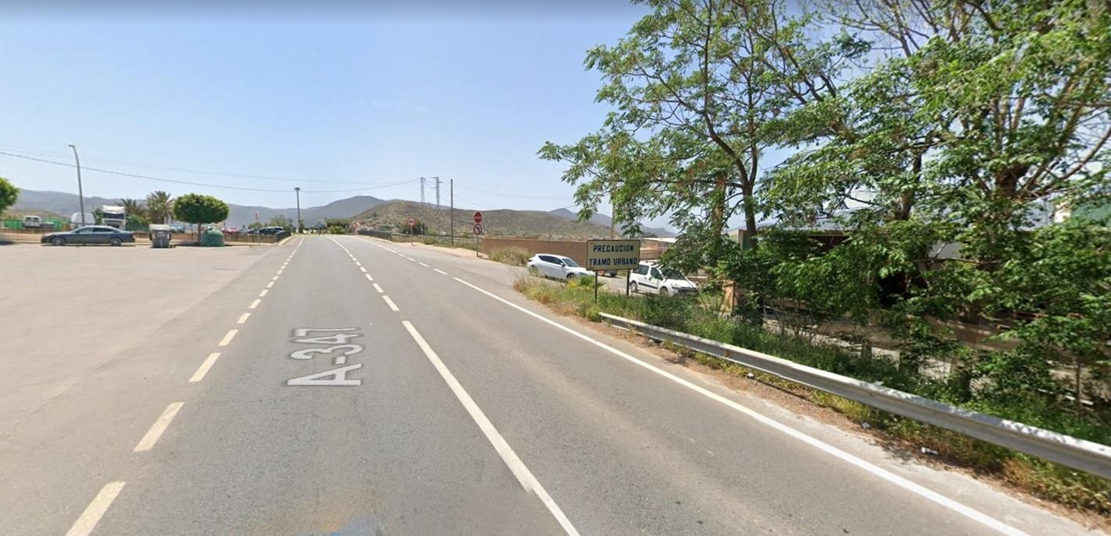 Carretera A-347 a su paso por Berja.