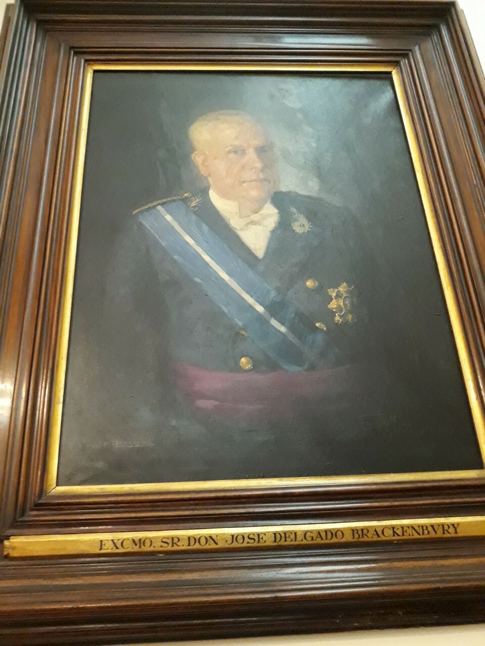 José Delgado Brackenbury en el retrato que está en la sala de juntas del Puerto de Sevilla.