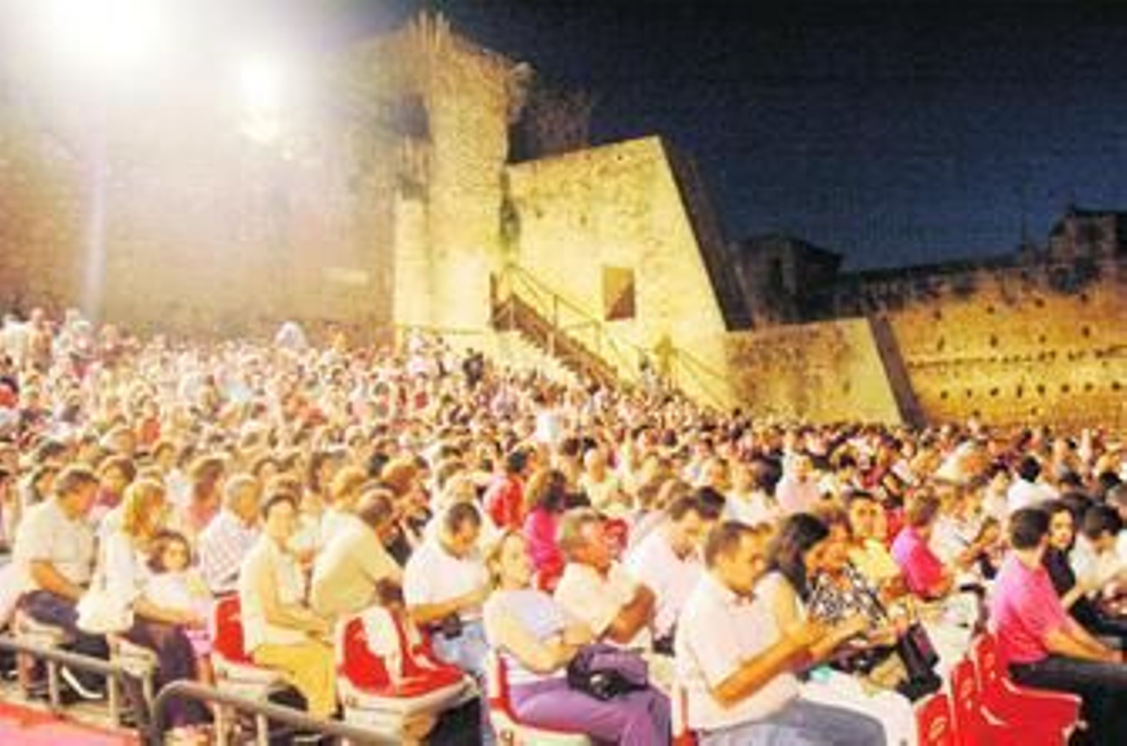 El castillo de Niebla acoge su programación estival.