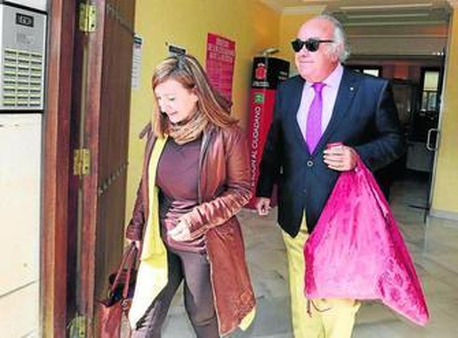 Pilar Sánchez abandona la Audiencia tras una de las jornadas del juicio por el 'caso PTA' el pasado mes de abril.