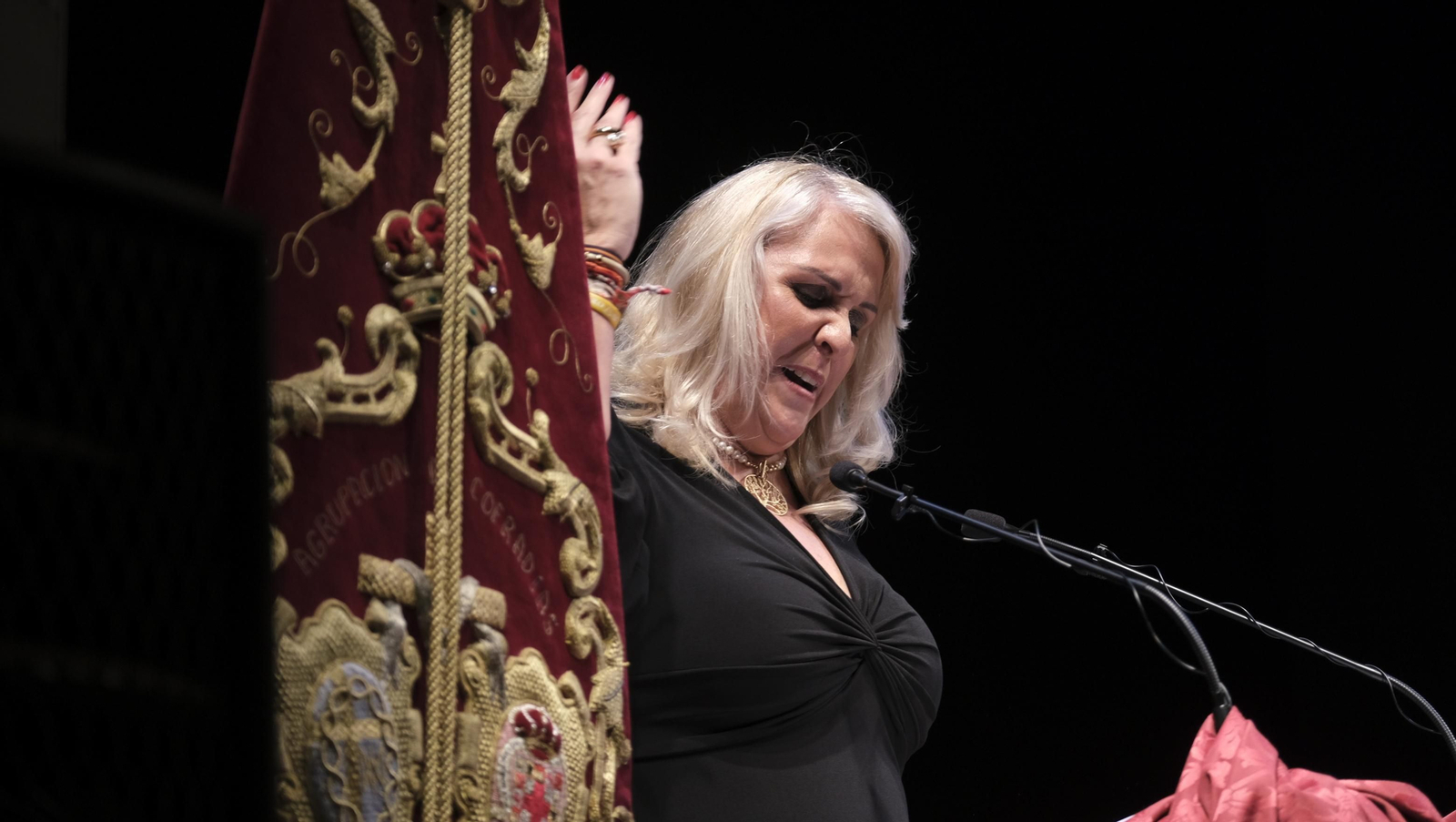 Raquel Criado pregona la Semana Santa Almería 2024, en imágenes